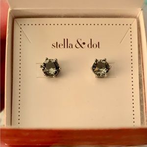 Stella & Dot Smoky Sparkle Studs